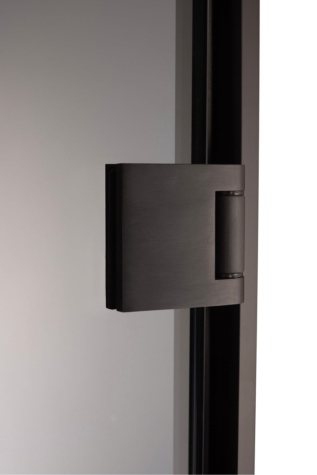 SLIM ALU LUXURY MAGNET BLACK